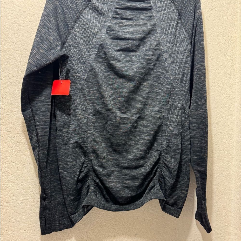 Athleta Heathered Gray Performance Top - image 4